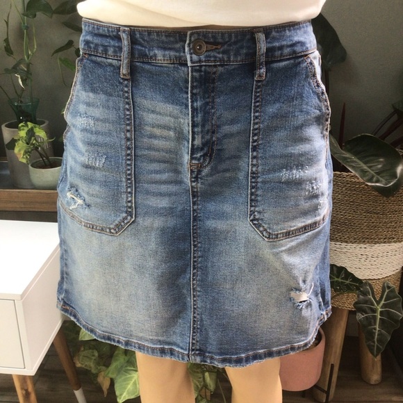Sofia Jean denim mini skirt - Picture 9 of 11